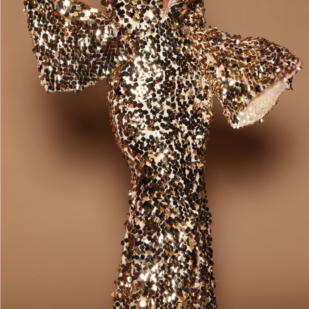 Stunning Gold Sequin Gown